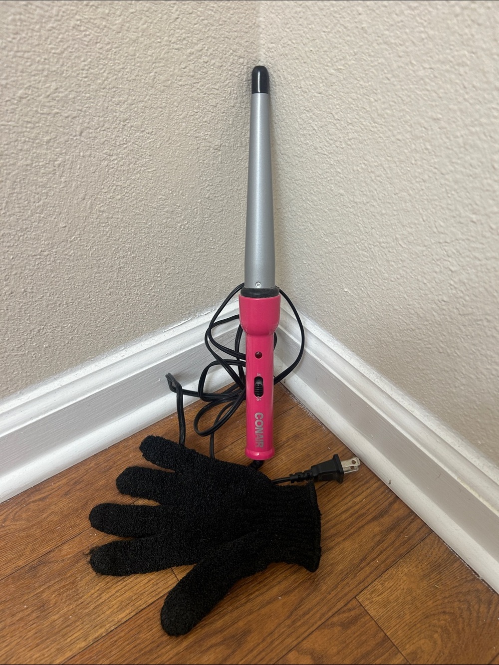 Conair Pink Tapered Curling Wand - Pink